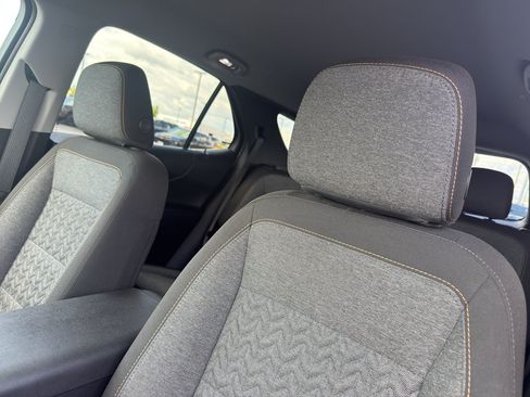 Used 2023 Chevrolet Equinox LT AWD/4WD image 27