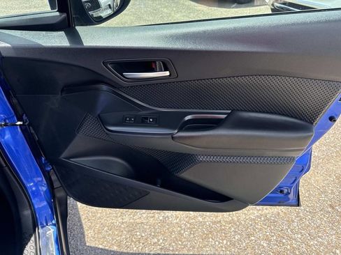 Used 2018 Toyota C-HR XLE image 15