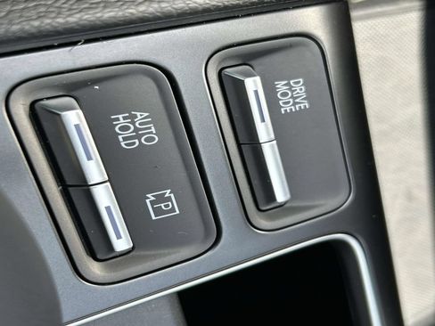 Certified 2025 Hyundai Sonata SEL AWD/4WD image 32