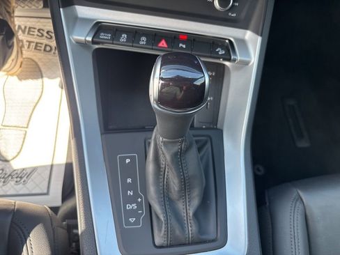 Used 2025 Audi Q3 2.0T Premium image 28