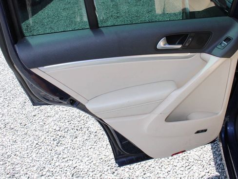 Used 2014 Volkswagen Tiguan R-Line FWD image 22