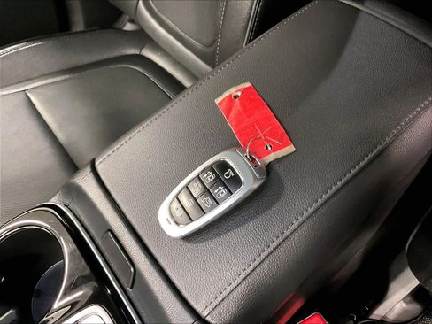 Used 2024 Hyundai Tucson Limited image 31