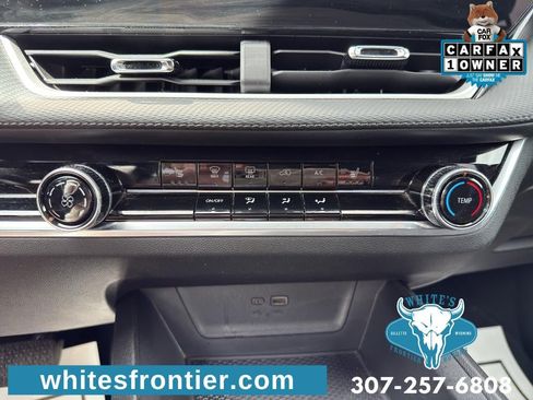 Used 2025 Chevrolet Equinox LT AWD/4WD image 21