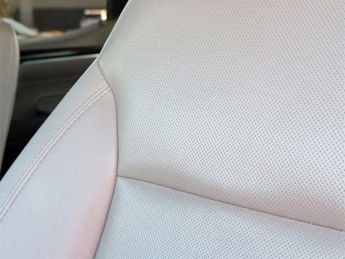 Used 2023 GMC Sierra 1500 SLT w/ SLT Premium Package image 19