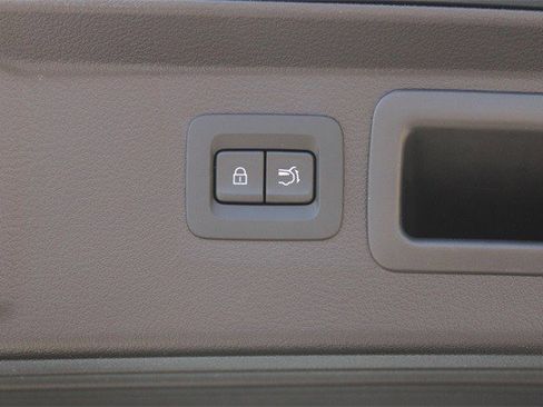 Certified 2025 MAZDA CX-50 AWD 2.5 S w/ Premium Package image 44