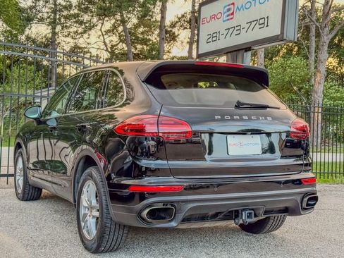 Used 2016 Porsche Cayenne image 5
