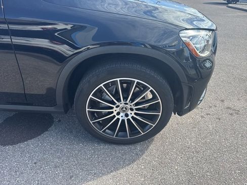 Used 2021 Mercedes-Benz GLC 300 image 9