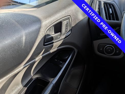 Certified 2021 Ford Transit Connect XL image 17