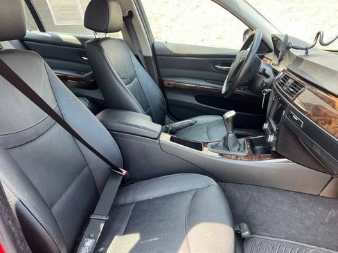 Used 2010 BMW 328i xDrive Sedan AWD/4WD image 11