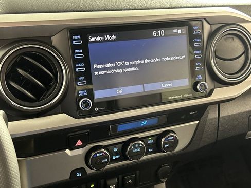 Used 2022 Toyota Tacoma SR5 image 16