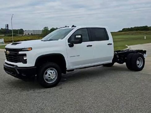New 2026 Chevrolet Silverado 3500 W/T w/ WT Convenience Package AWD/4WD image 4