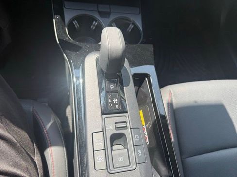 Used 2024 Toyota Prius Prime XSE Premium image 18