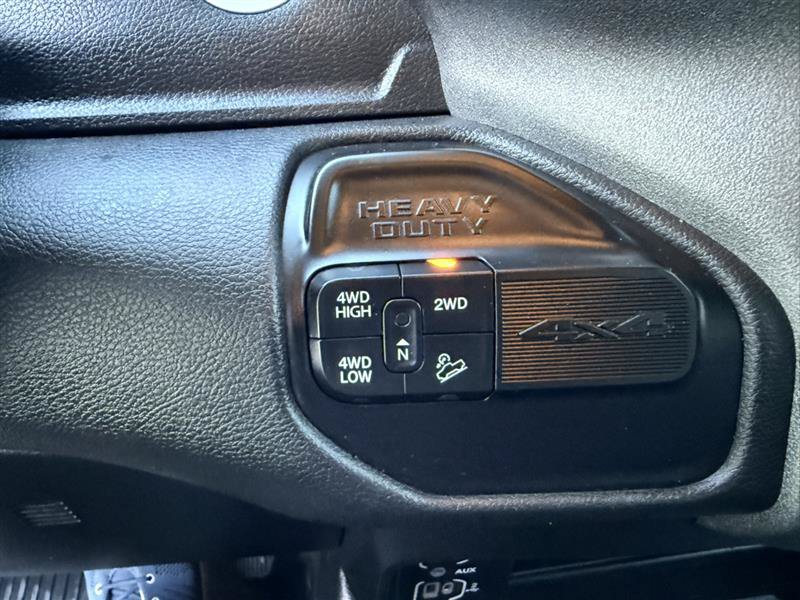 Used 2022 RAM 2500 Tradesman w/ Chrome Appearance Group AWD/4WD image 33