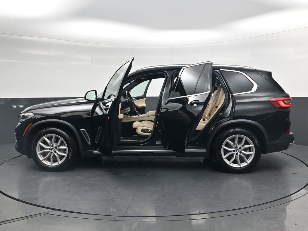 Used 2020 BMW X5 xDrive40i w/ Premium Package AWD/4WD image 38