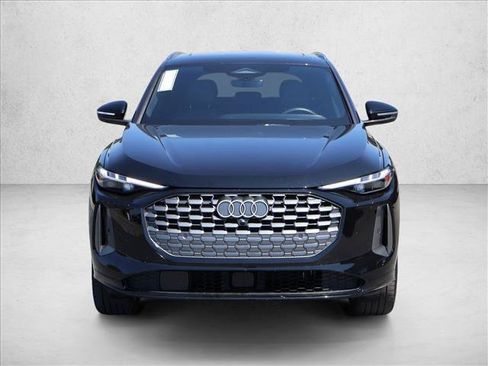 Used 2025 Audi Q5 Premium AWD/4WD image 2