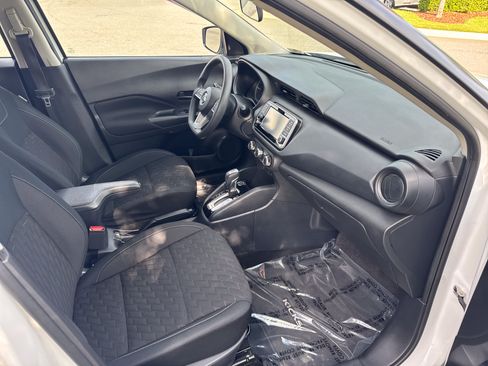 Used 2021 Nissan Kicks S FWD image 35