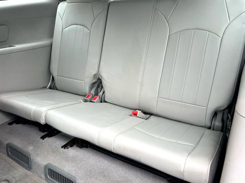 Used 2017 Buick Enclave Leather image 23