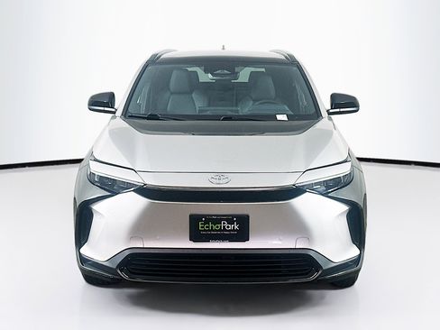 Used 2023 Toyota bZ4X XLE w/ Weather Package image 2