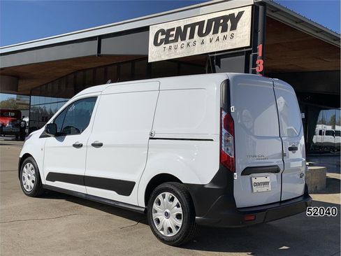 Used 2023 Ford Transit Connect XL image 6