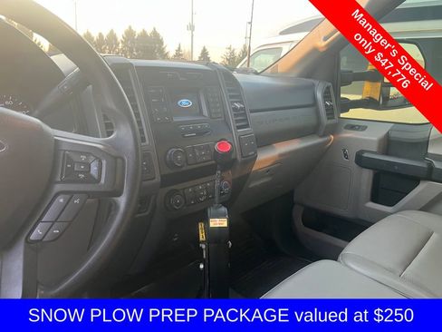 Used 2021 Ford F550 4x4 Regular Cab Super Duty image 9