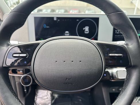 Used 2024 Hyundai Ioniq 5 SEL RWD image 16