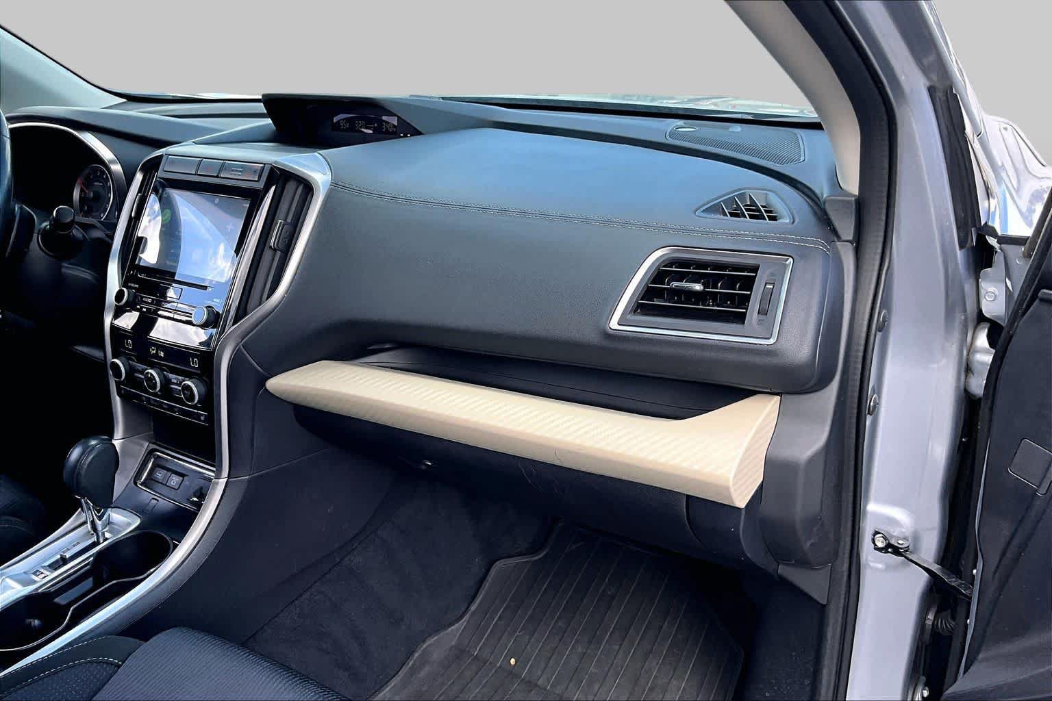 Used 2022 Subaru Ascent Premium w/ Convenience Package AWD/4WD image 19
