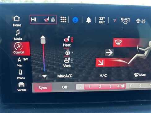 Used 2024 Dodge Hornet R/T Plus w/ R/T Blacktop Package image 28