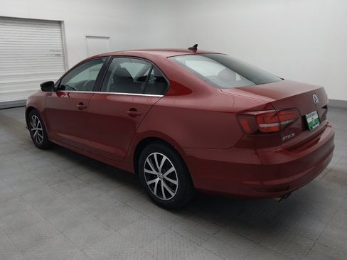 Used 2017 Volkswagen Jetta SE FWD image 3