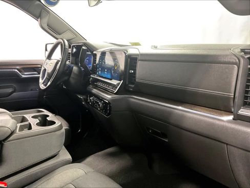 Used 2023 Chevrolet Silverado 1500 LT image 14