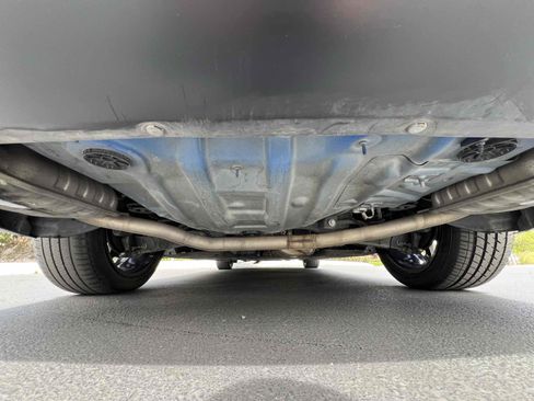 Used 2019 Chrysler 300 Touring w/ Sport Appearance Package RWD image 55