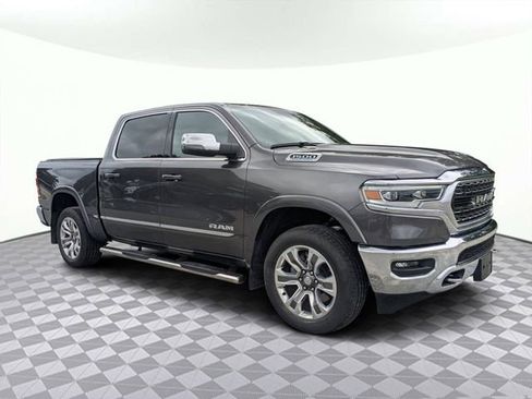 Used 2024 RAM 1500 Limited AWD/4WD image 2