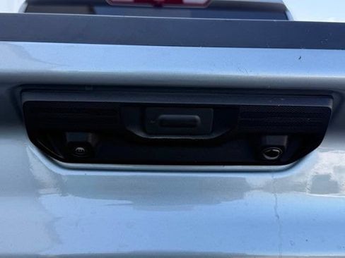 Certified 2026 Chevrolet Silverado 1500 High Country AWD/4WD image 10