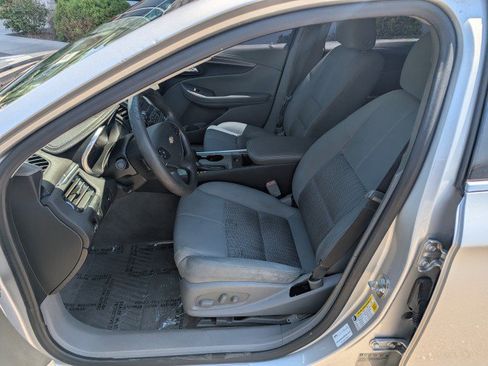 Used 2017 Chevrolet Impala LS FWD image 11