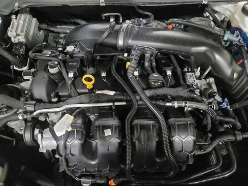 Used 2020 Ford Fusion SE image 30