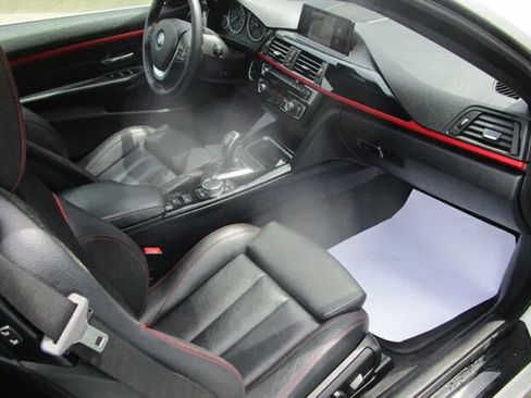 Used 2015 BMW 428i xDrive Convertible AWD/4WD image 19