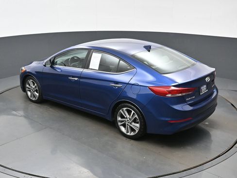 Used 2017 Hyundai Elantra Limited FWD image 33