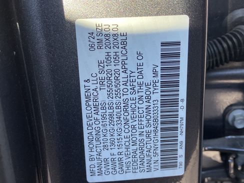 Certified 2025 Honda Pilot Elite image 37