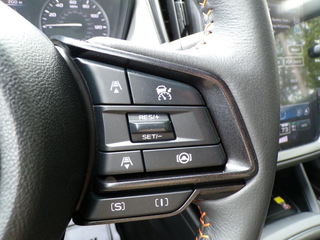 Used 2024 Subaru Crosstrek 2.5i Limited w/ Crosstrek Mirror Package AWD/4WD image 32
