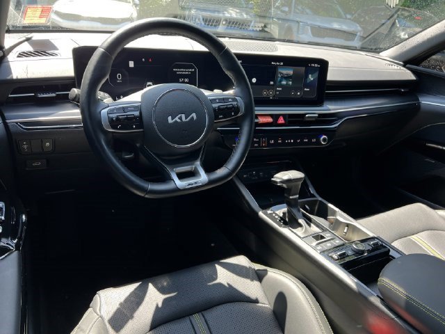 Used 2025 Kia K5 GT w/ GT1 Package FWD image 22
