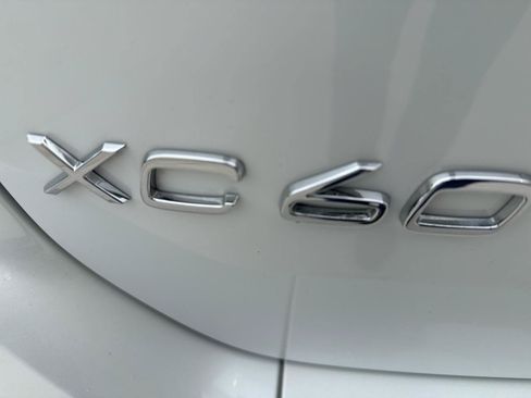 Used 2015 Volvo XC60 T6 Platinum w/ Inscription Package AWD/4WD image 56