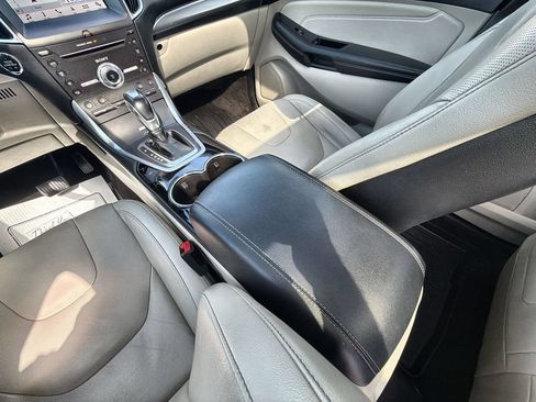 Used 2017 Ford Edge Titanium w/ Canadian Touring Package AWD/4WD image 21