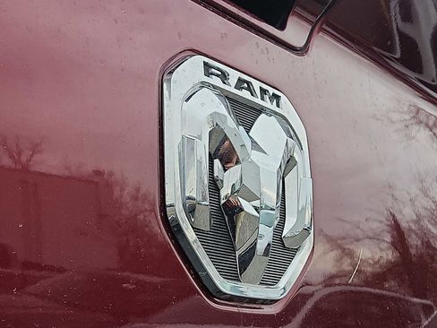 Used 2021 RAM 2500 Big Horn w/ Level 2 Equipment Group image 29