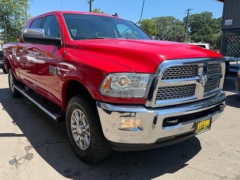 Used 2014 RAM 2500 Laramie w/ Convenience Group AWD/4WD image 10