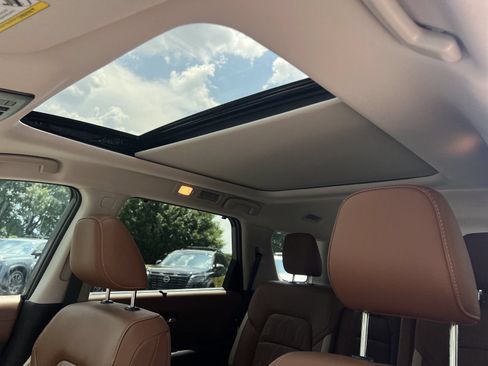 New 2026 Nissan Pathfinder Platinum AWD/4WD image 11
