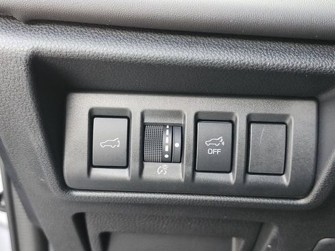 Certified 2025 Subaru Outback Onyx Edition AWD/4WD image 25