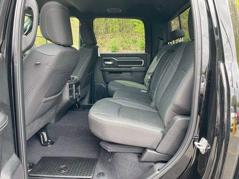 Used 2025 RAM 2500 Big Horn AWD/4WD image 16