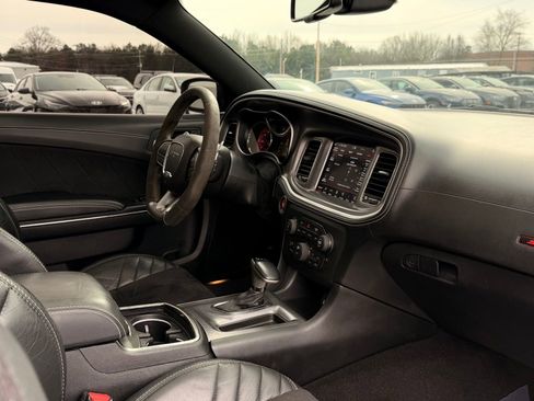 Used 2020 Dodge Charger SRT Hellcat w/ Harman/Kardon Audio Group image 34