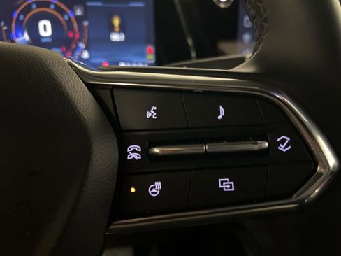 Certified 2025 Chevrolet Equinox LT AWD/4WD image 16