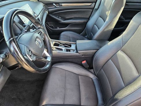 Used 2019 Honda Accord Sport image 13