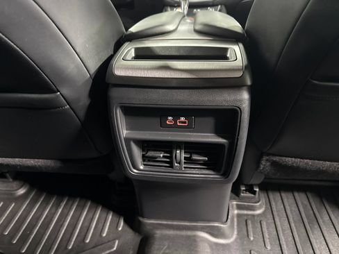 Used 2023 Nissan Murano SV FWD image 18
